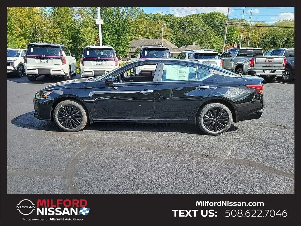 Certified Used 2025 Black Nissan 2.5 SV image 2