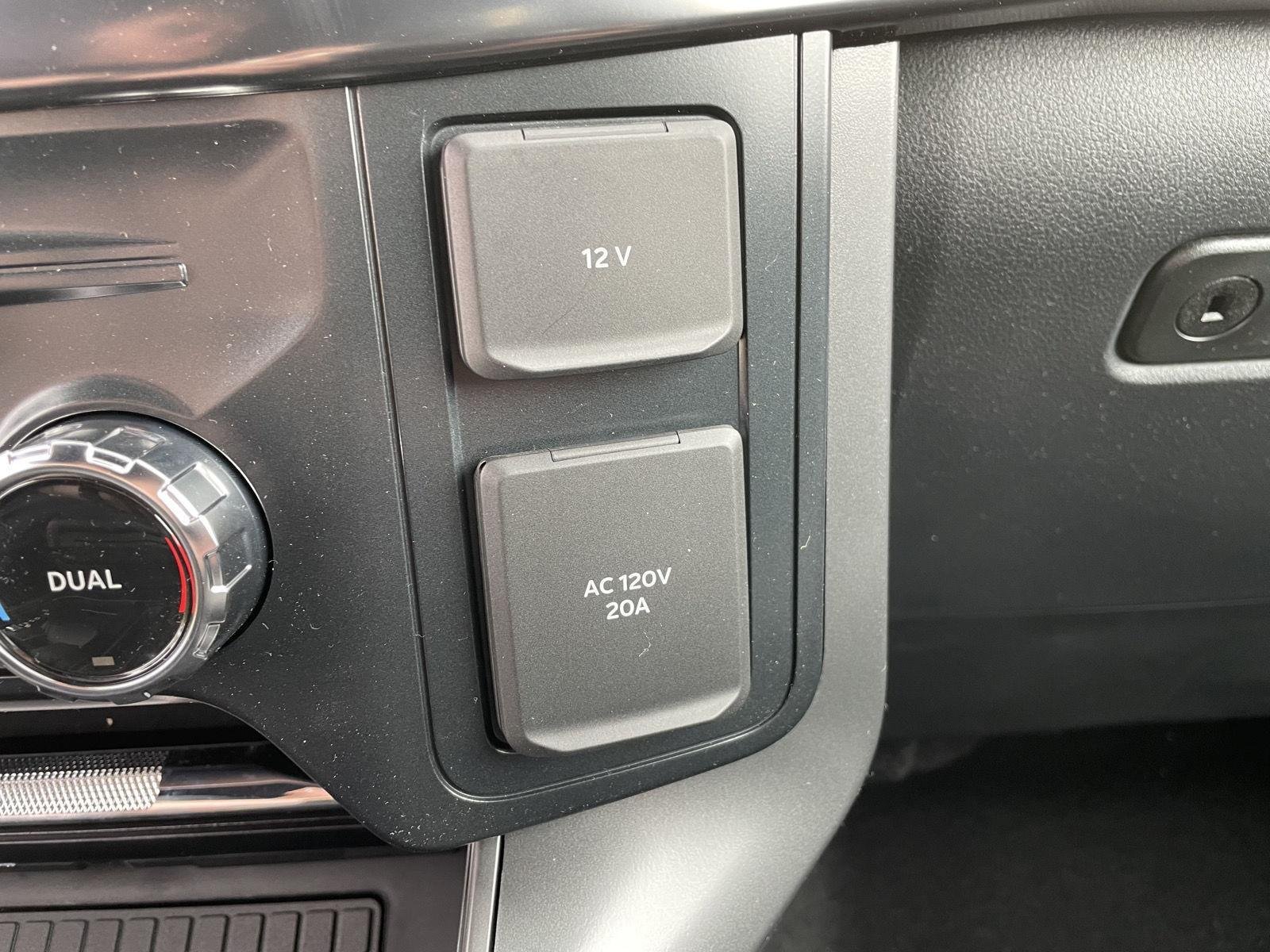 New 2026 Carbonized Gray Metallic Ford Tremor® image 28