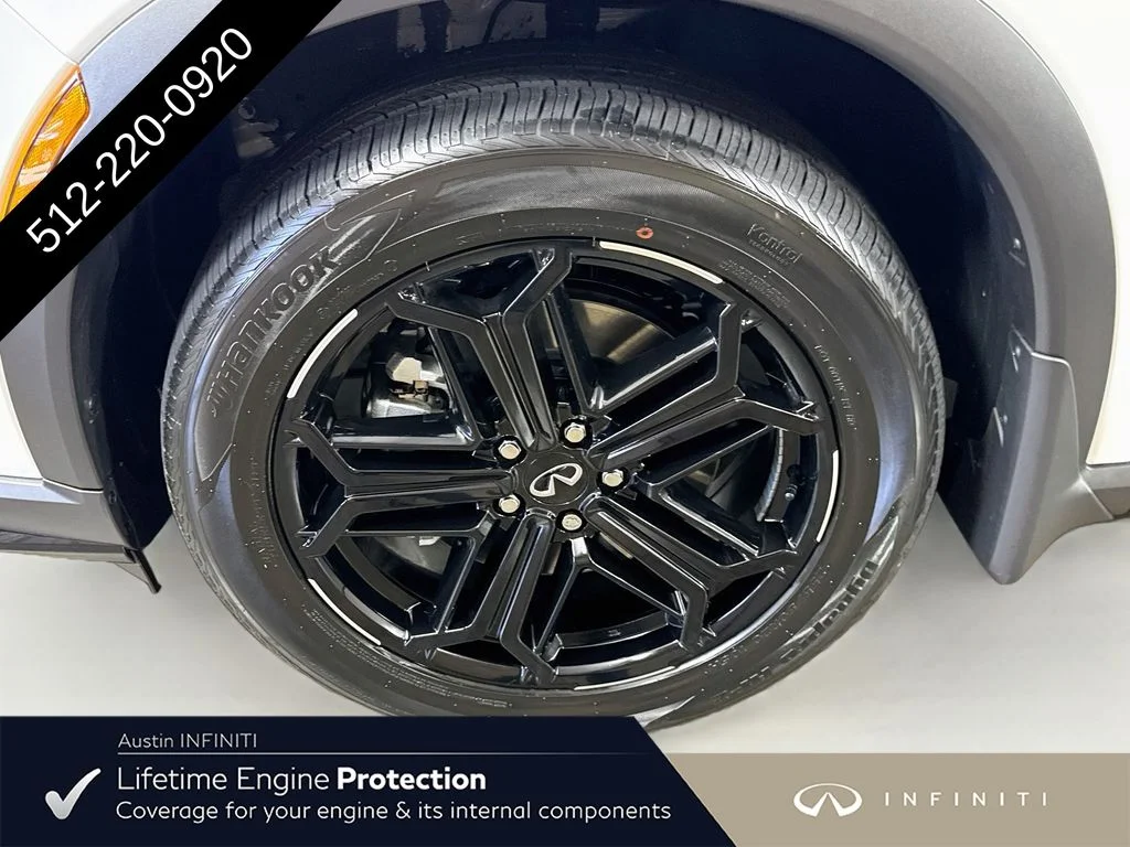 New 2027 White INFINITI SPORT image 43