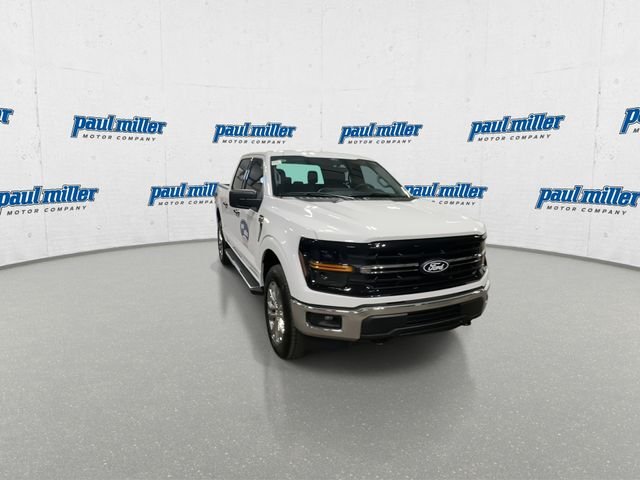 Used 2026 Oxford White Ford XLT image 4