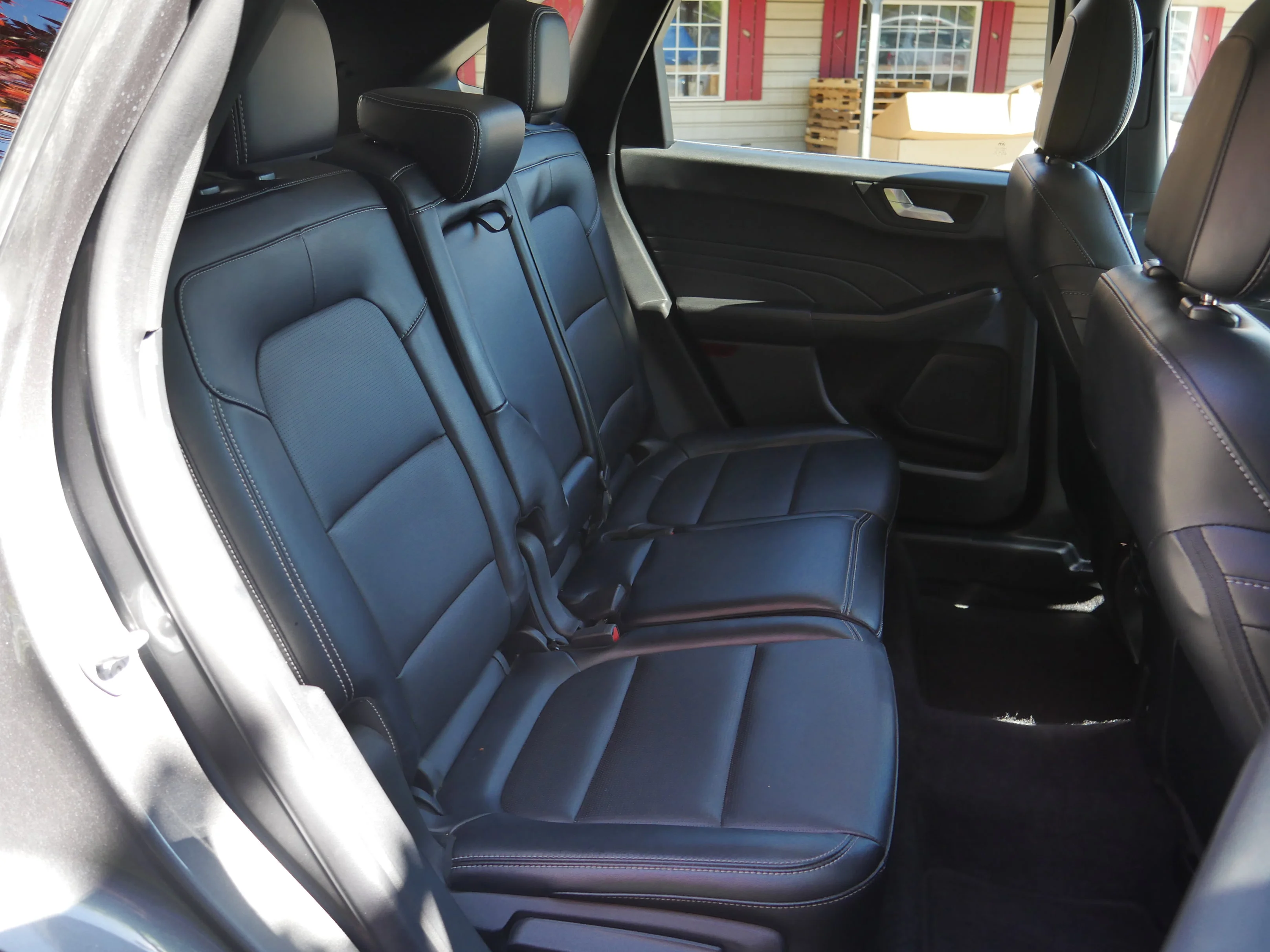 Certified Used 2025 Carbonized Gray Metallic Ford Platinum image 26