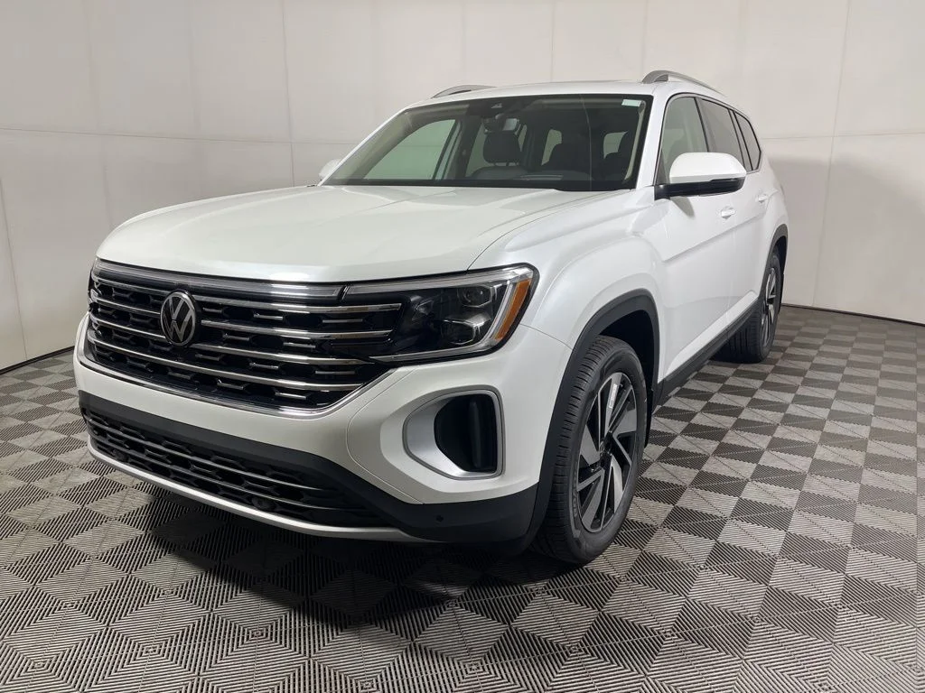 New 2026 White/off-white Volkswagen 2.0T SEL image 4