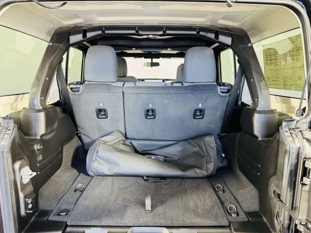 2026 Jeep Wrangler 4-Door Sport - Photo 23