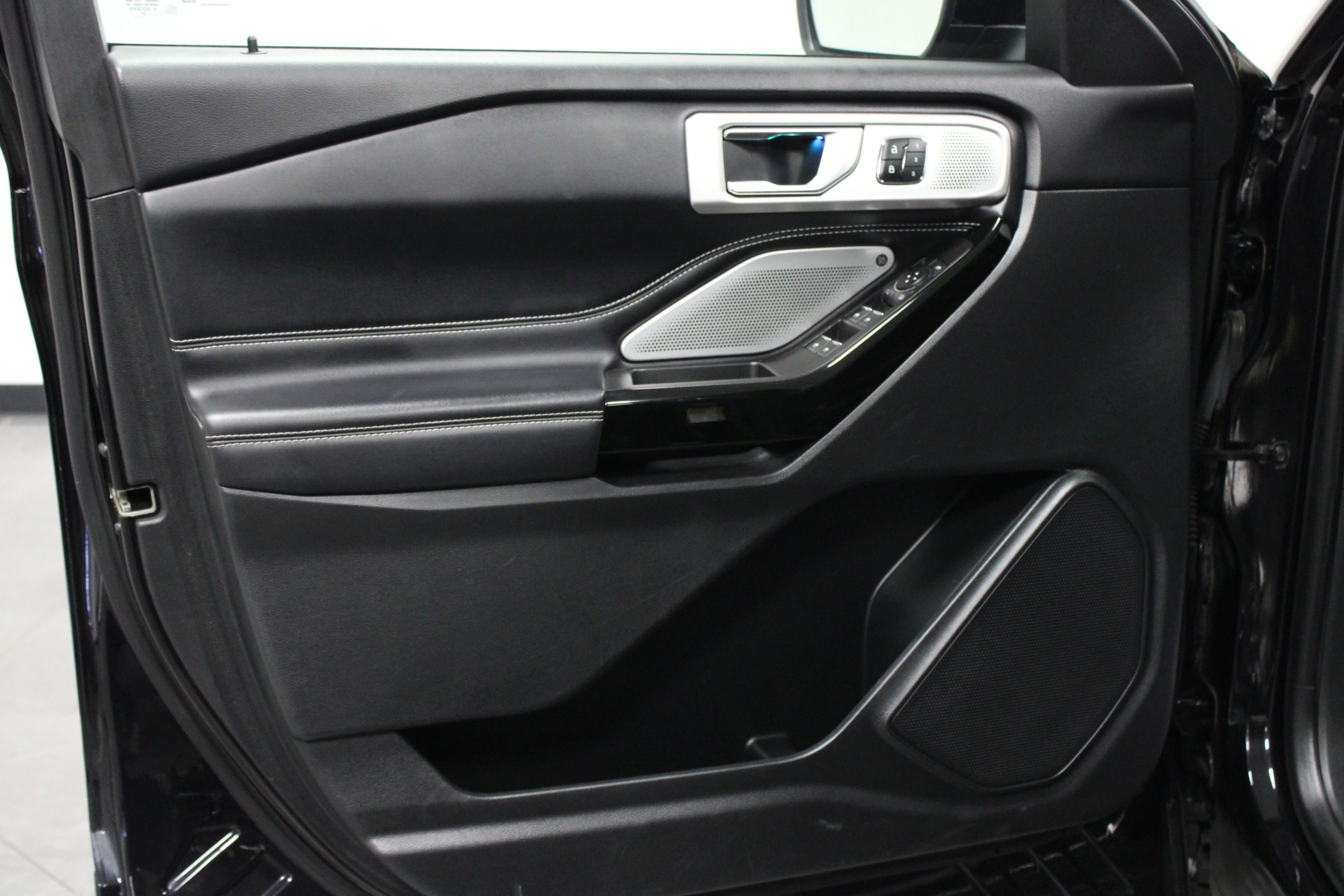 Used 2021 Black Metallic Ford ST image 11
