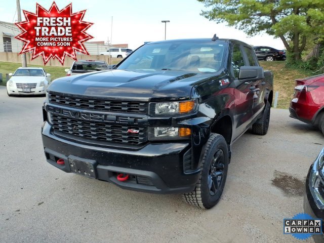 Used 2022 BLACK Chevrolet Custom Trail Boss image 1