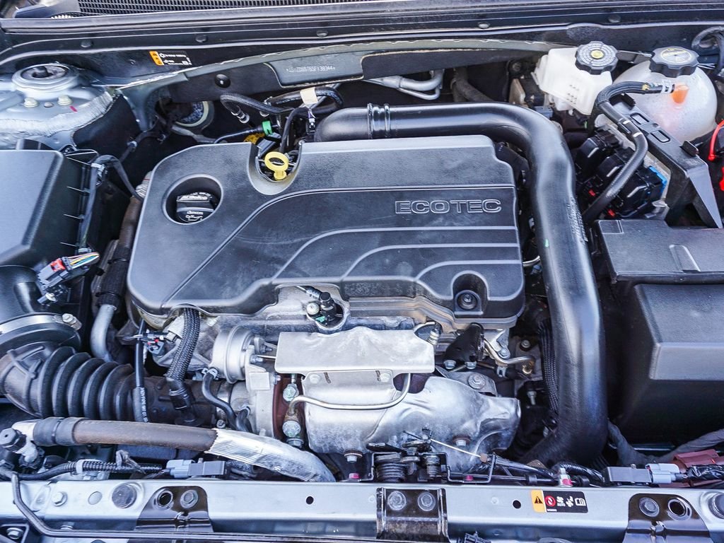 Used 2025 Gray Chevrolet LT image 25