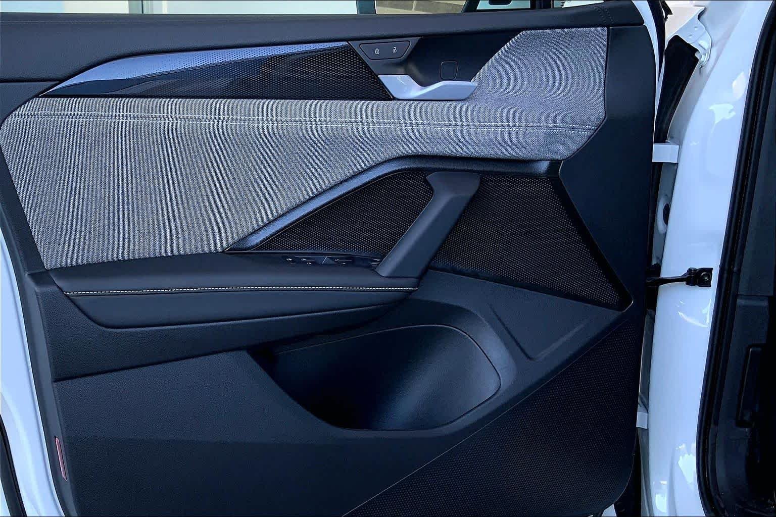2026 Volkswagen Tiguan S - Photo 21
