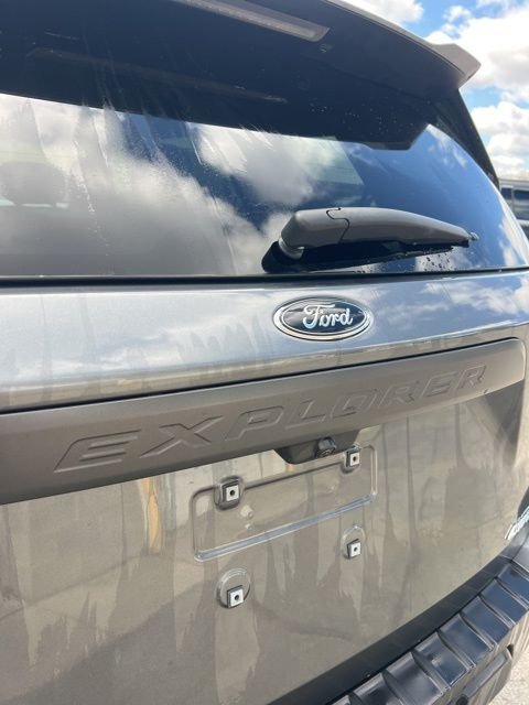Used 2023 Gray Ford Timberline image 22