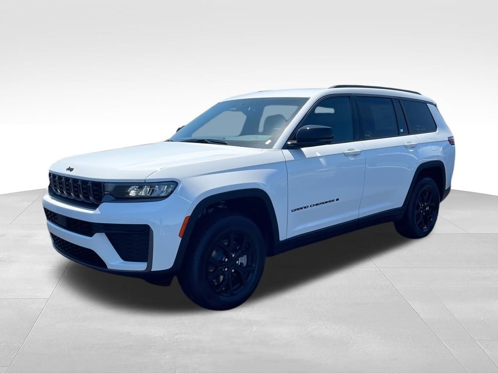 New 2026 White Jeep Altitude image 4