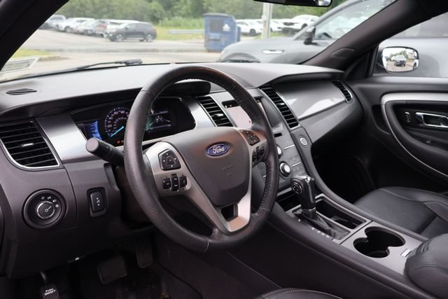 Used 2019 Black Ford SEL image 8