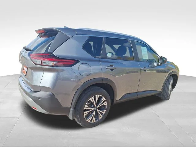 Used 2023 Gray Nissan SV image 8