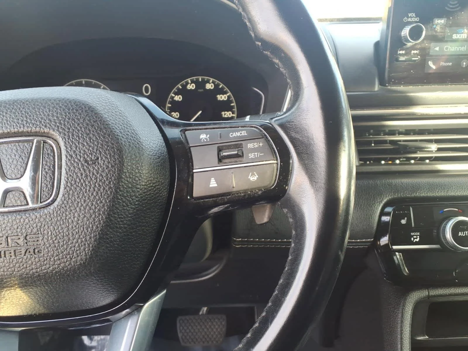 2024 Honda Pilot EX-L - Photo 23