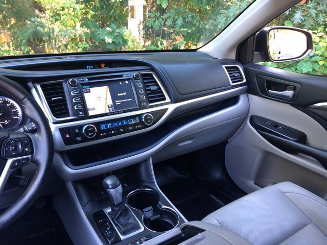 Used 2017 Predawn Gray Mica Toyota Limited Platinum image 35