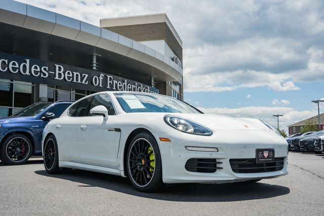 2016 Porsche Panamera S E-Hybrid's photo