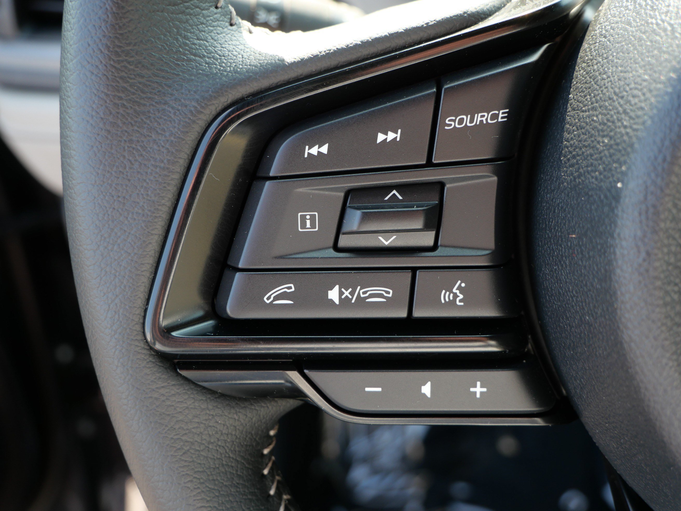 Used 2026 Magnetite Gray Metallic Subaru Premium image 27