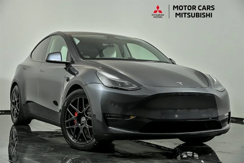 2021 Tesla Model Y Performance Dual Motor All-Wheel Drive's photo
