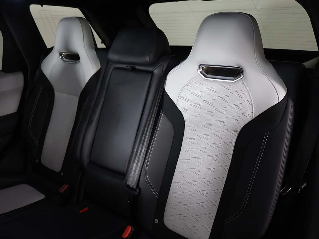 Used 2022 Gray Land Rover SVR image 40