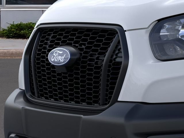 New 2026 Oxford White Ford Base image 10