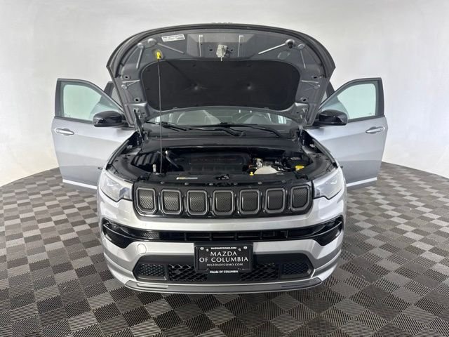 Used 2022 Silver Jeep Limited image 11
