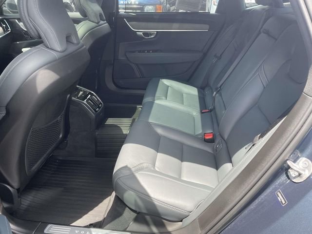 Used 2023 Blue Volvo Ultimate image 17