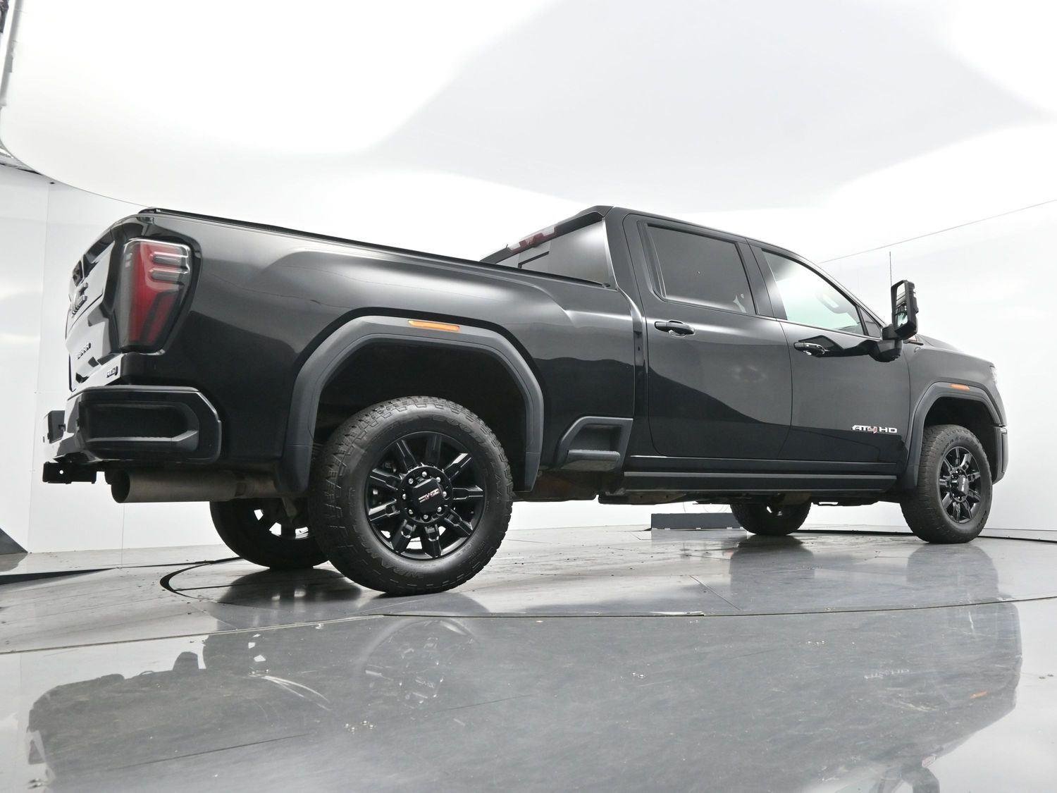 Used 2024 Onyx Black GMC AT4 image 53