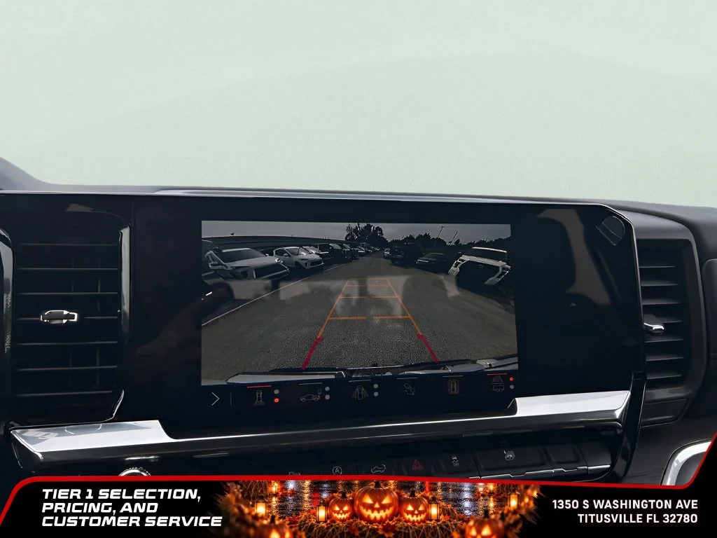 New 2026 Glacier White Tricoat GMC SLT image 31