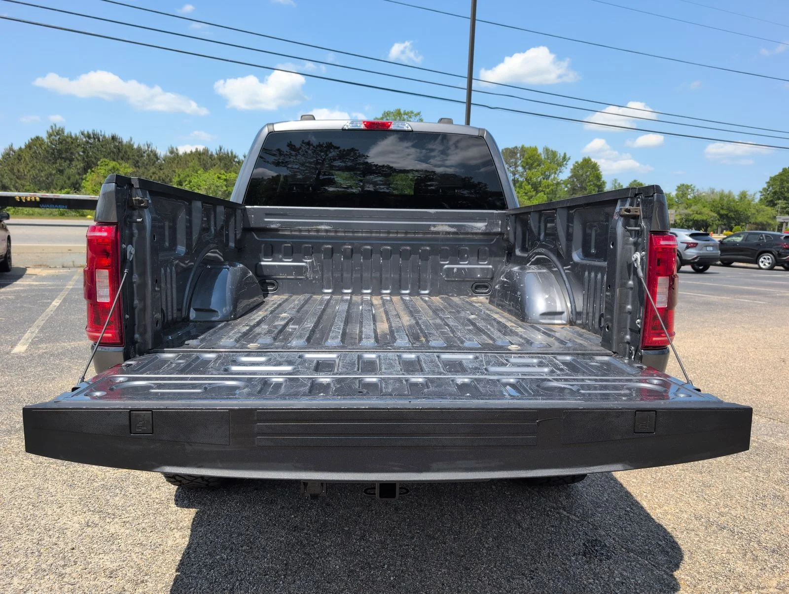 Used 2023 Gray Ford XLT image 5