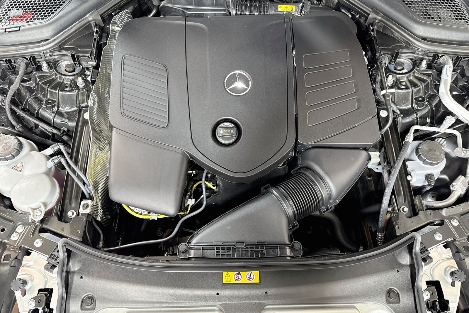 New 2026 Graphite Grey Metallic Mercedes-Benz E 350 image 28