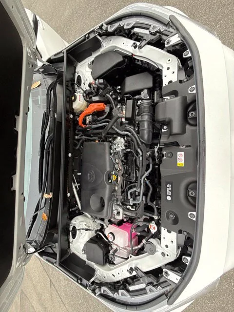 Used 2025 Ice Toyota LE image 28