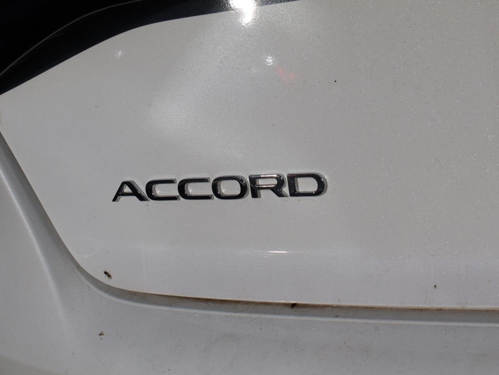 Used 2024  Honda LX image 8