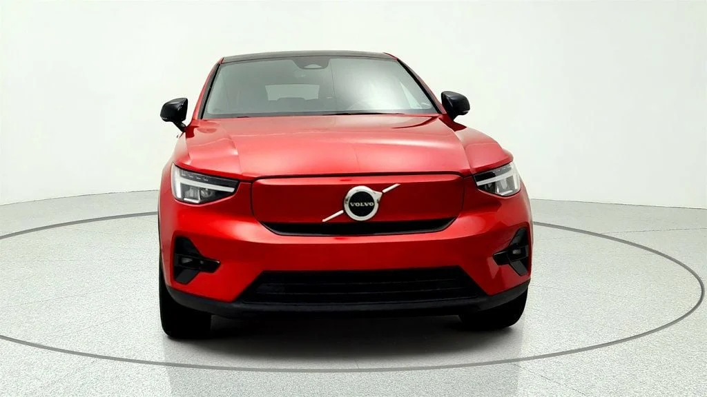 Used 2023 Fusion Red Metallic Volvo Twin eAWD Plus image 2