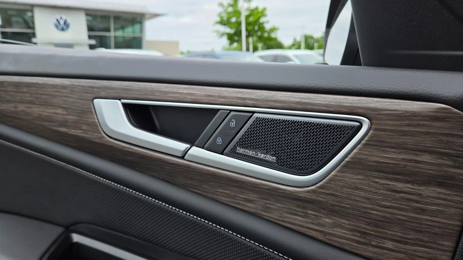 2026 Volkswagen Atlas SEL Premium R-Line - Photo 17