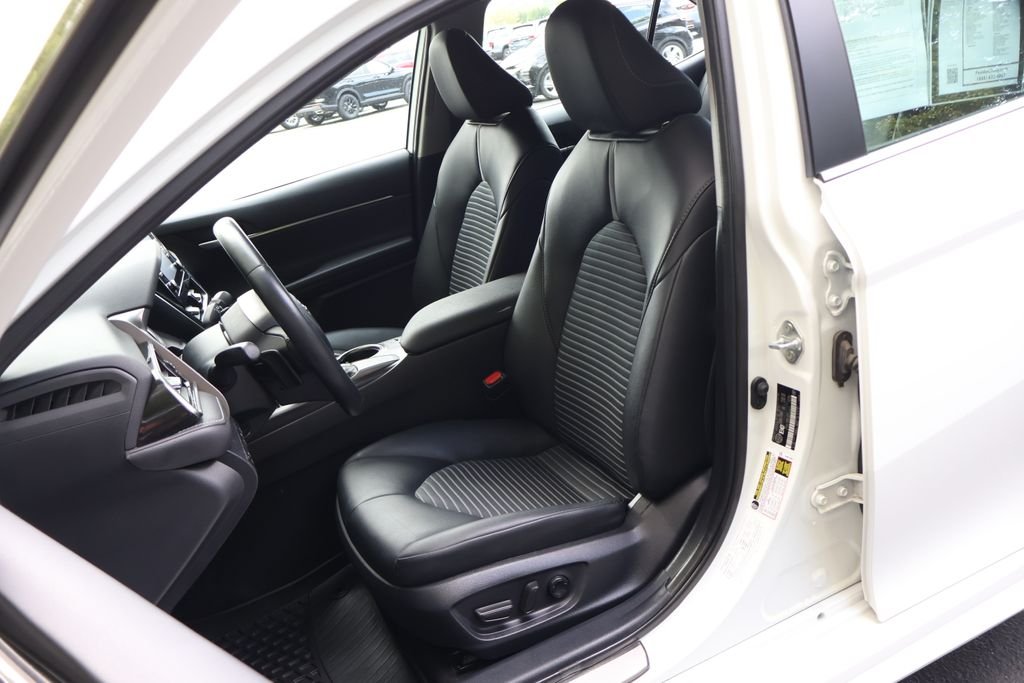 2024 Toyota Camry SE - Photo 30