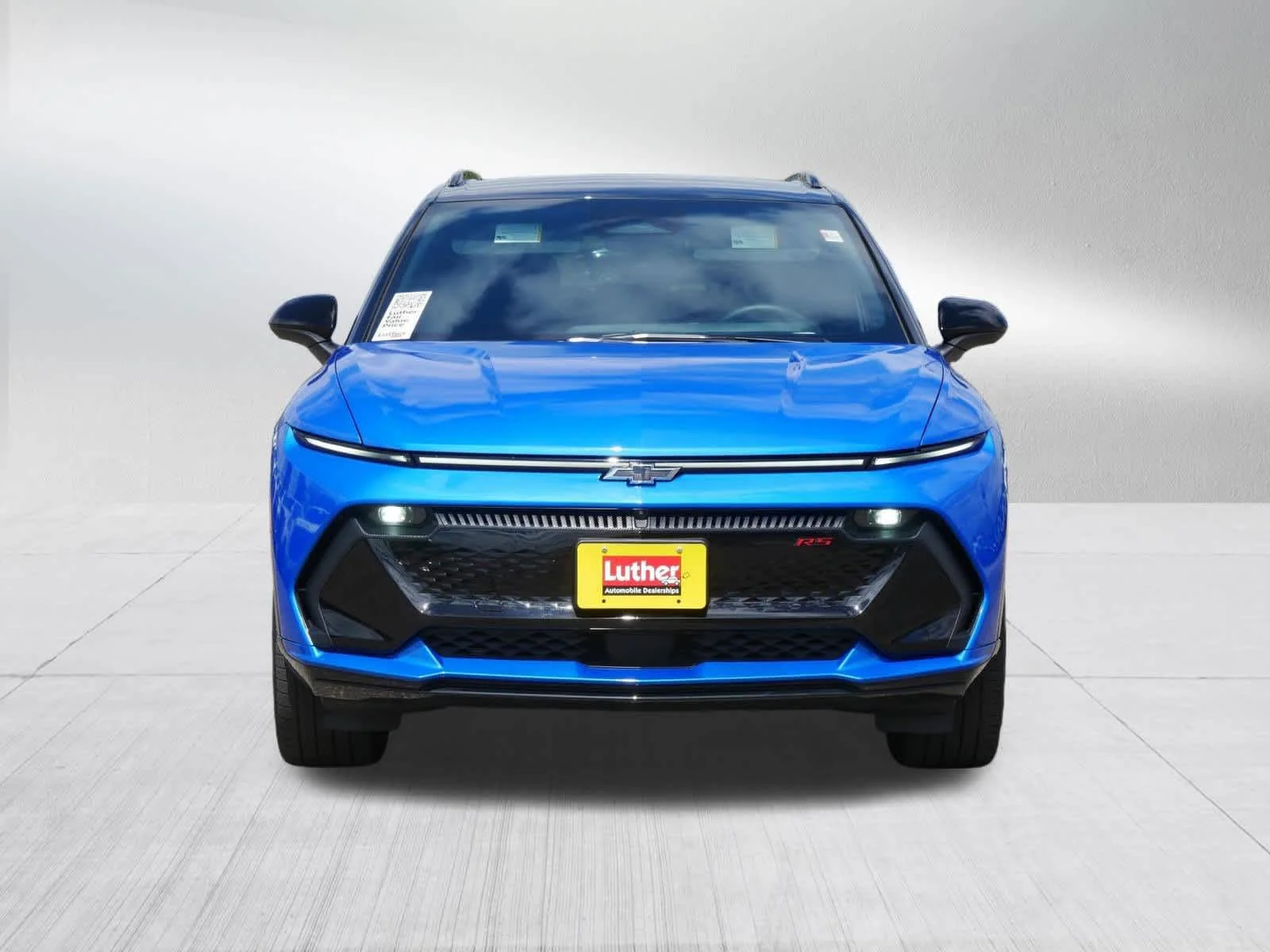 Used 2024 Chevrolet Equinox EV RS with VIN 3GN7DRRR2RS251589 for sale in Hudson, WI