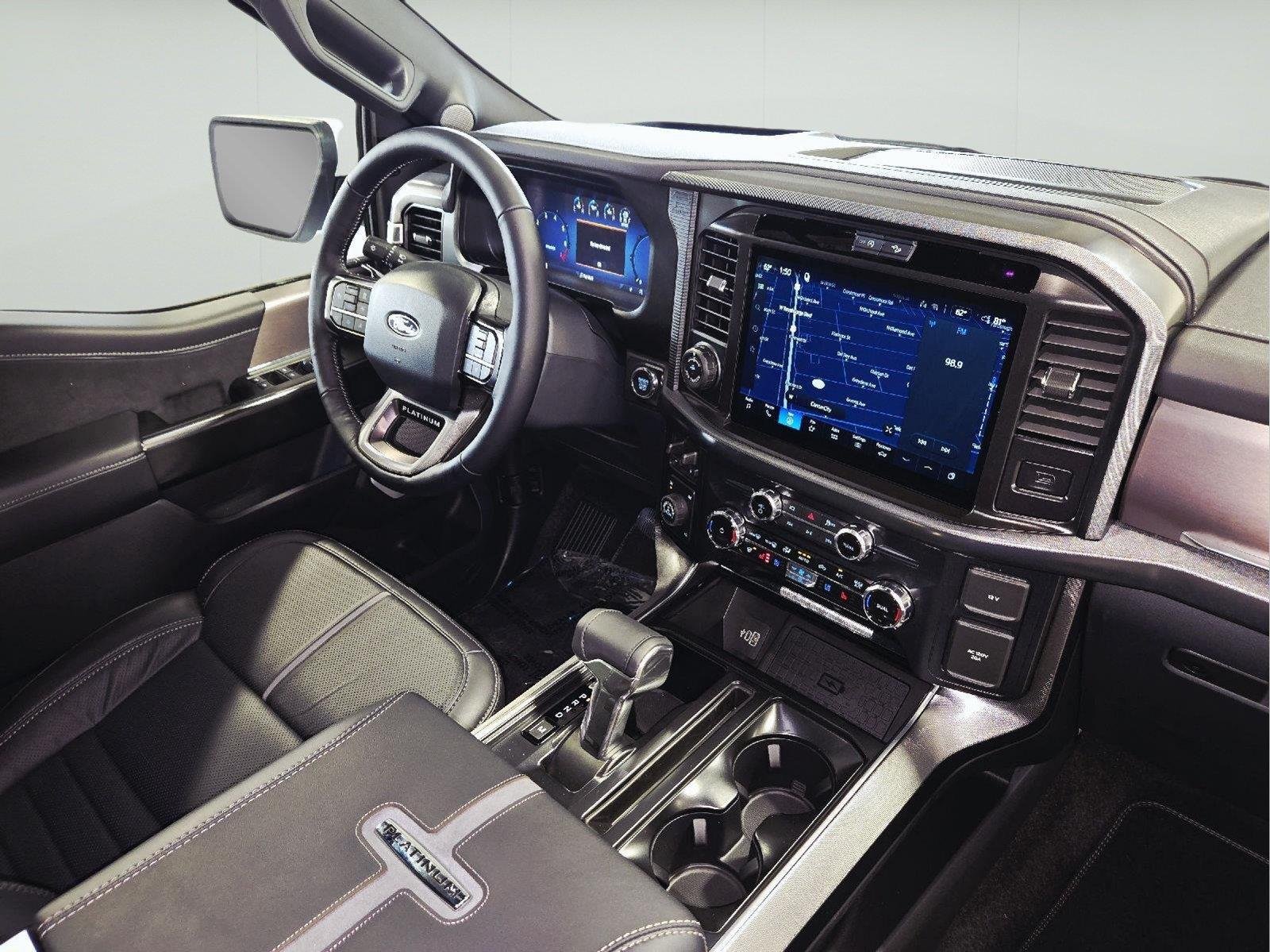 New 2026 Star White Metallic Tri-Coat Ford Platinum® image 60