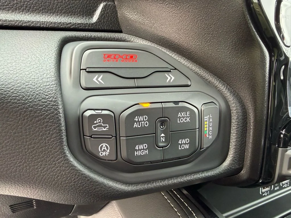 New 2026 Diamond Black Crystal Pearl-Coat Exterior Paint RAM RHO image 19
