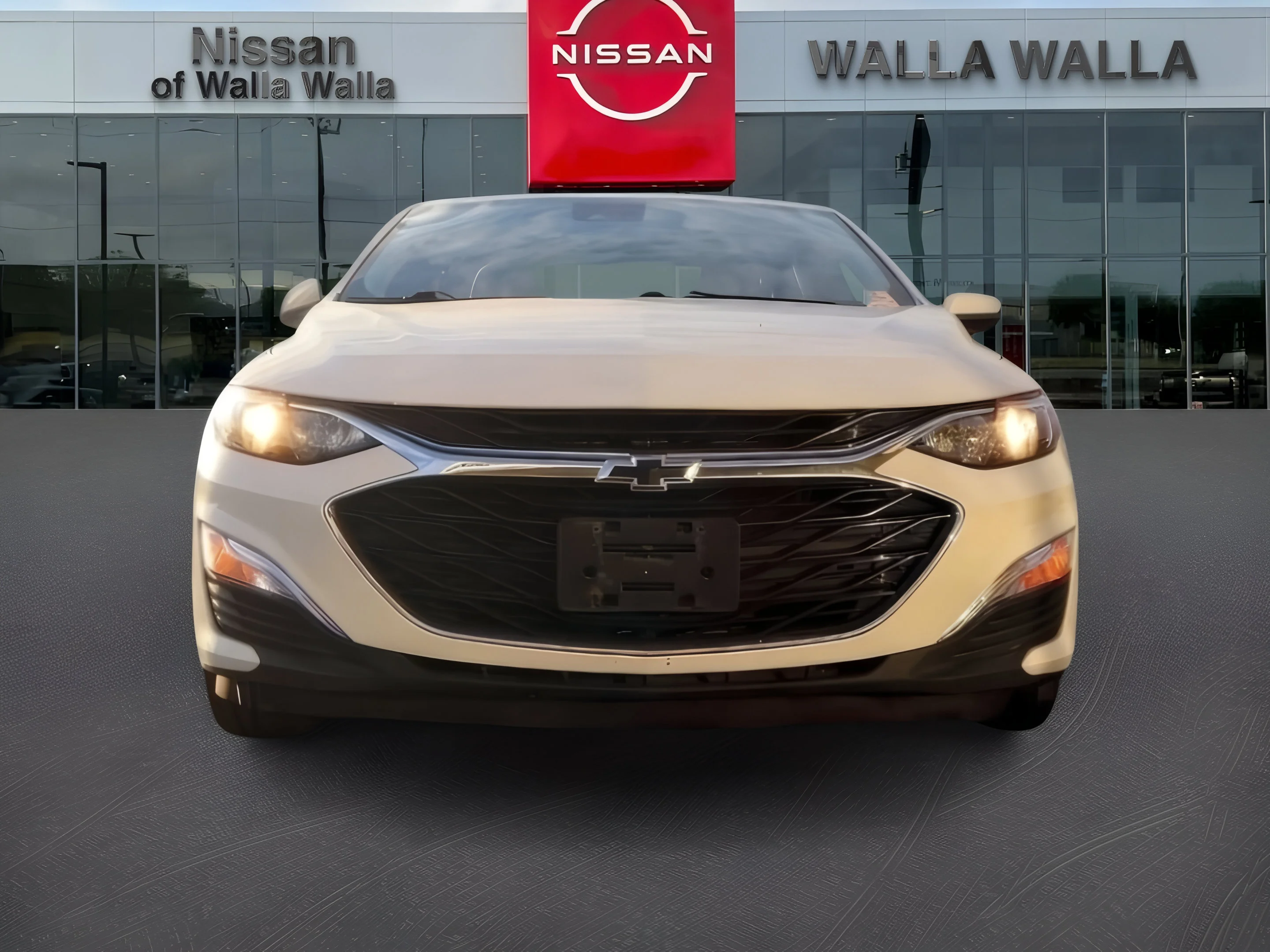 Used 2023 Summit White Chevrolet RS image 6