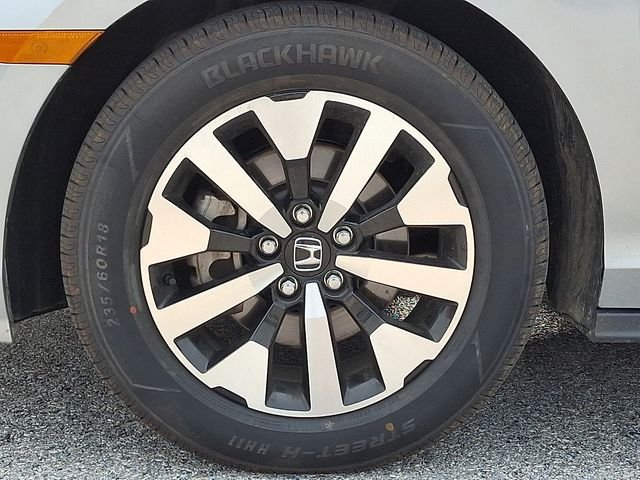 Used 2025  Honda EX-L image 28