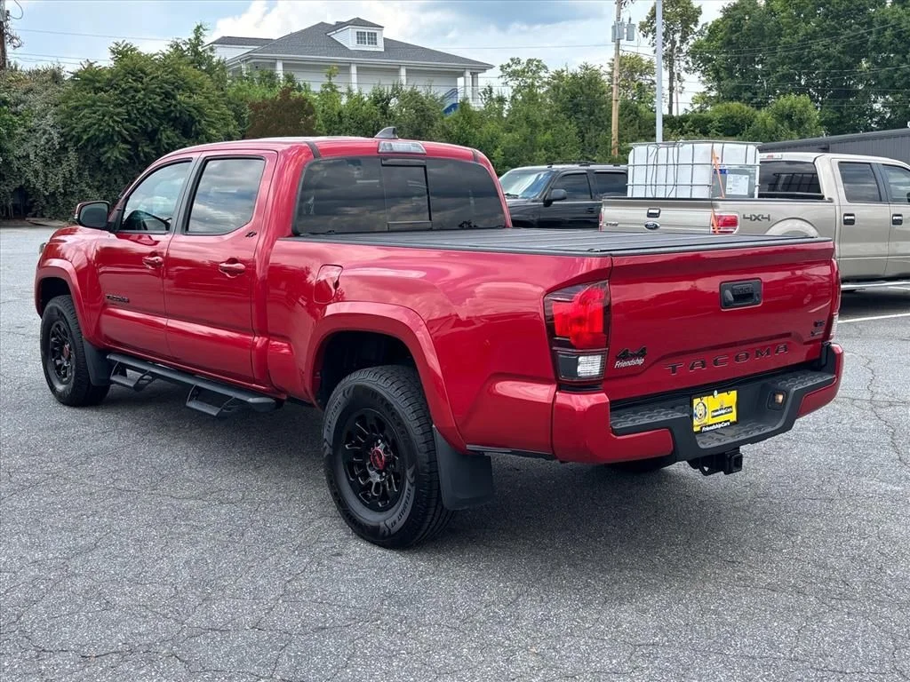 Used 2022 Red Toyota SR5 image 24