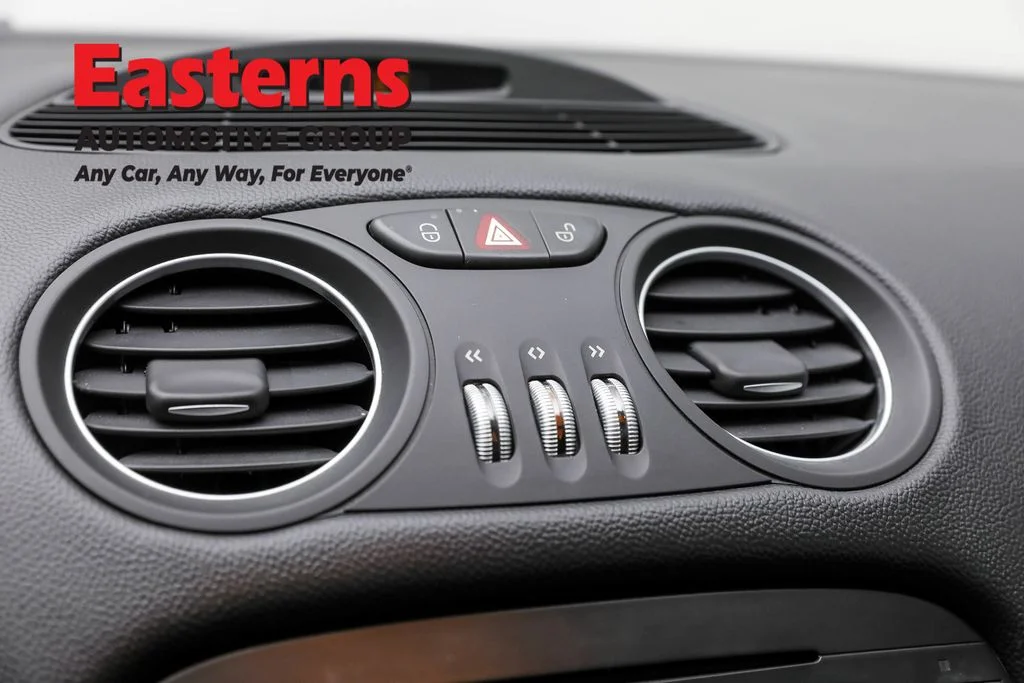 Used 2005 Black Mercedes-Benz SL 500 image 18