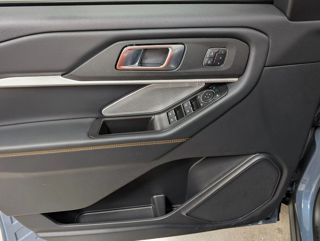 New 2026 Vapor Blue Metallic Ford Tremor® image 10