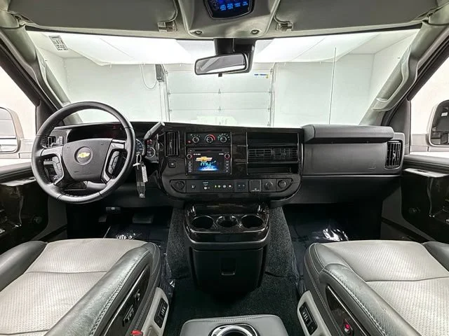 Used 2021 SPECIAL EXTERIOR COLOR Chevrolet LS image 23