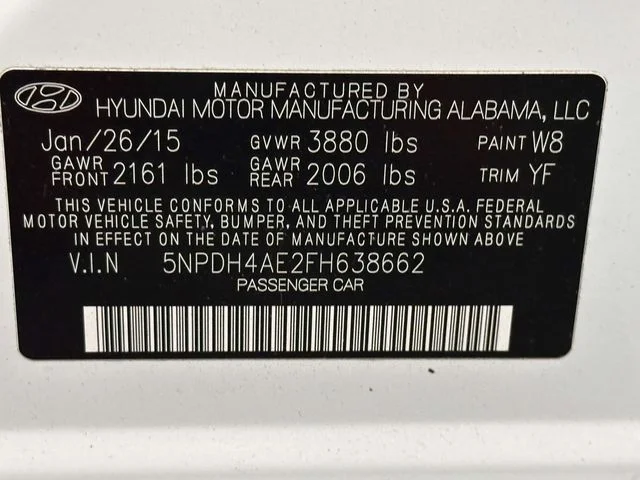 Used 2015 Quartz White Pearl Hyundai SE image 31