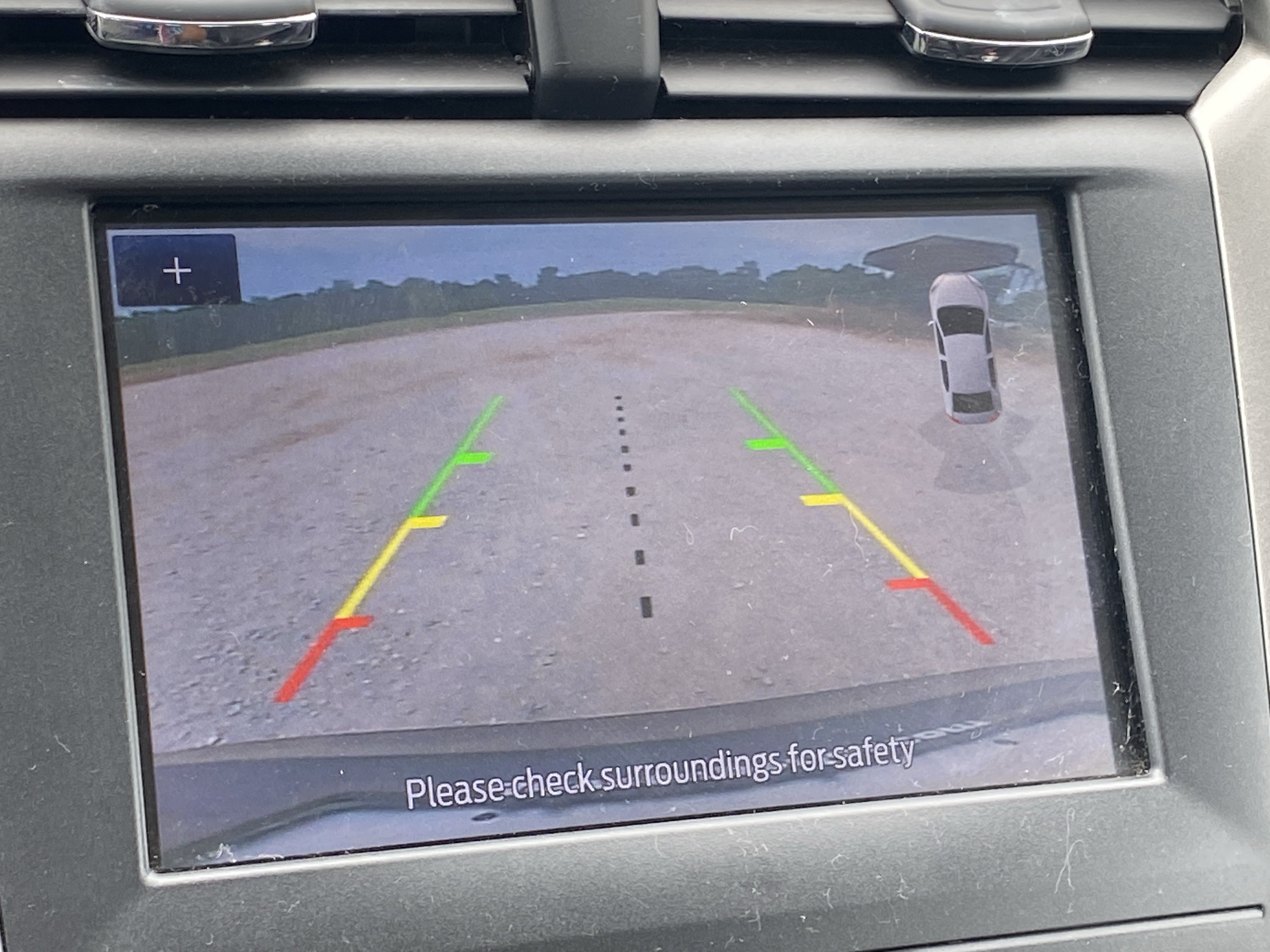 Used 2020  Ford SE image 18
