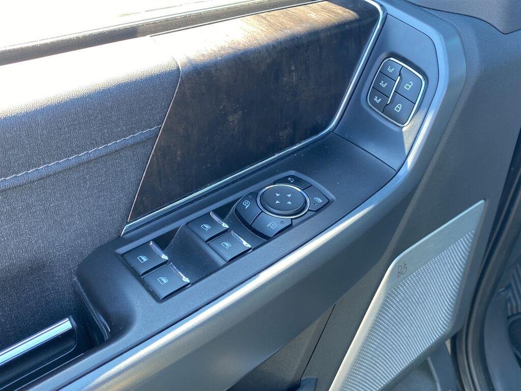 Used 2021 Antimatter Blue Ford LARIAT image 15