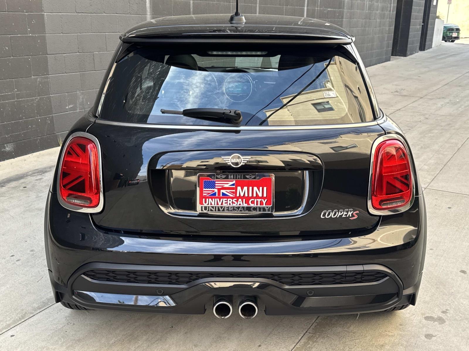 2023 MINI 3 Door S - Photo 4