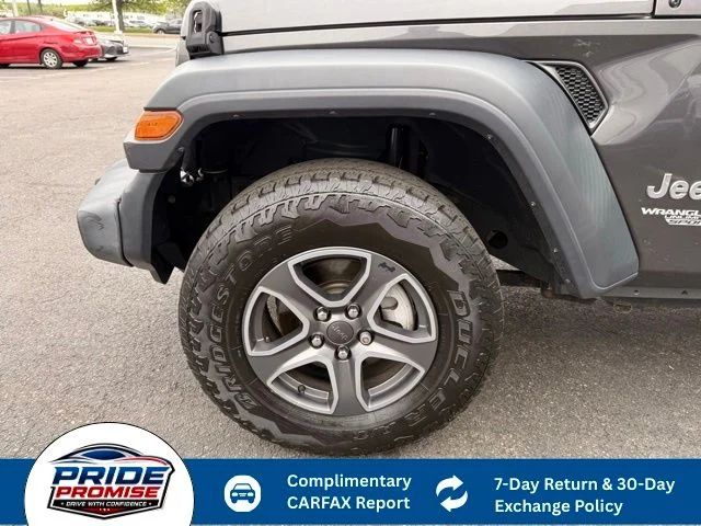 Used 2018 Gray Jeep Unlimited Sport S image 14