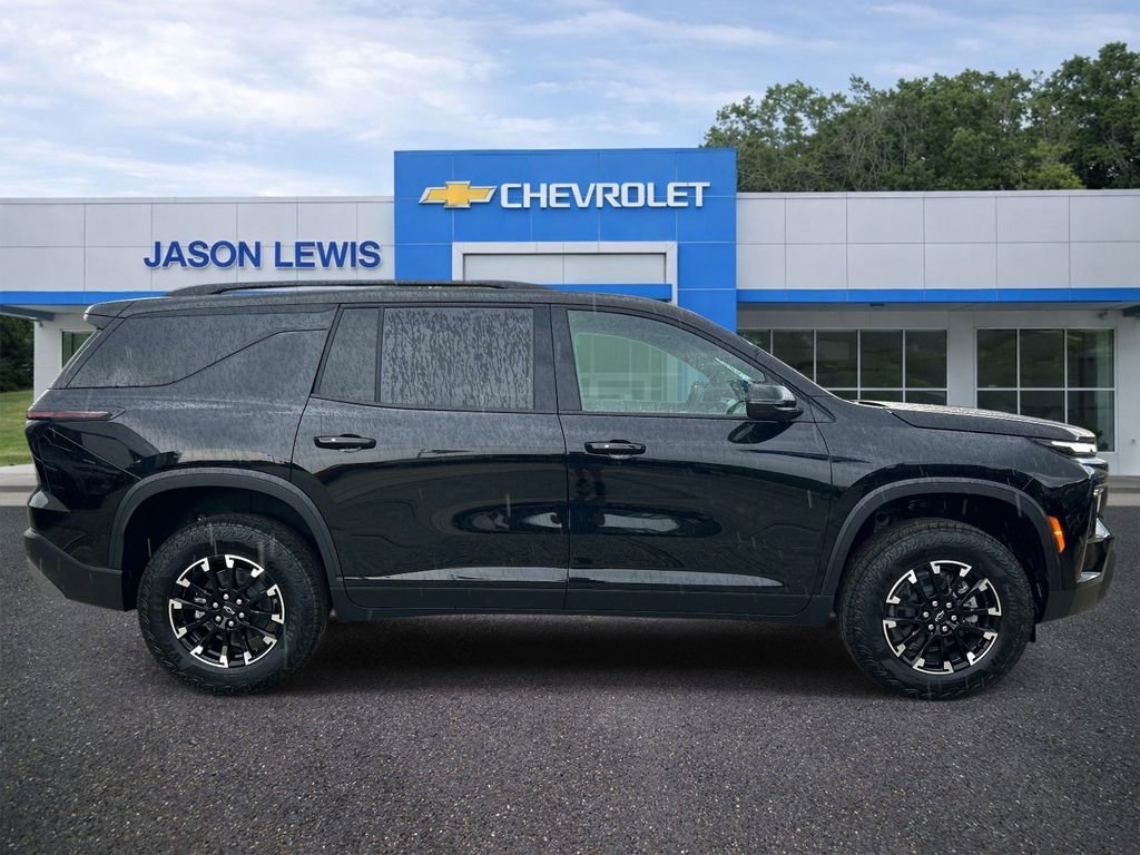 New 2026 Mosaic Black Metallic Chevrolet Z71 image 3