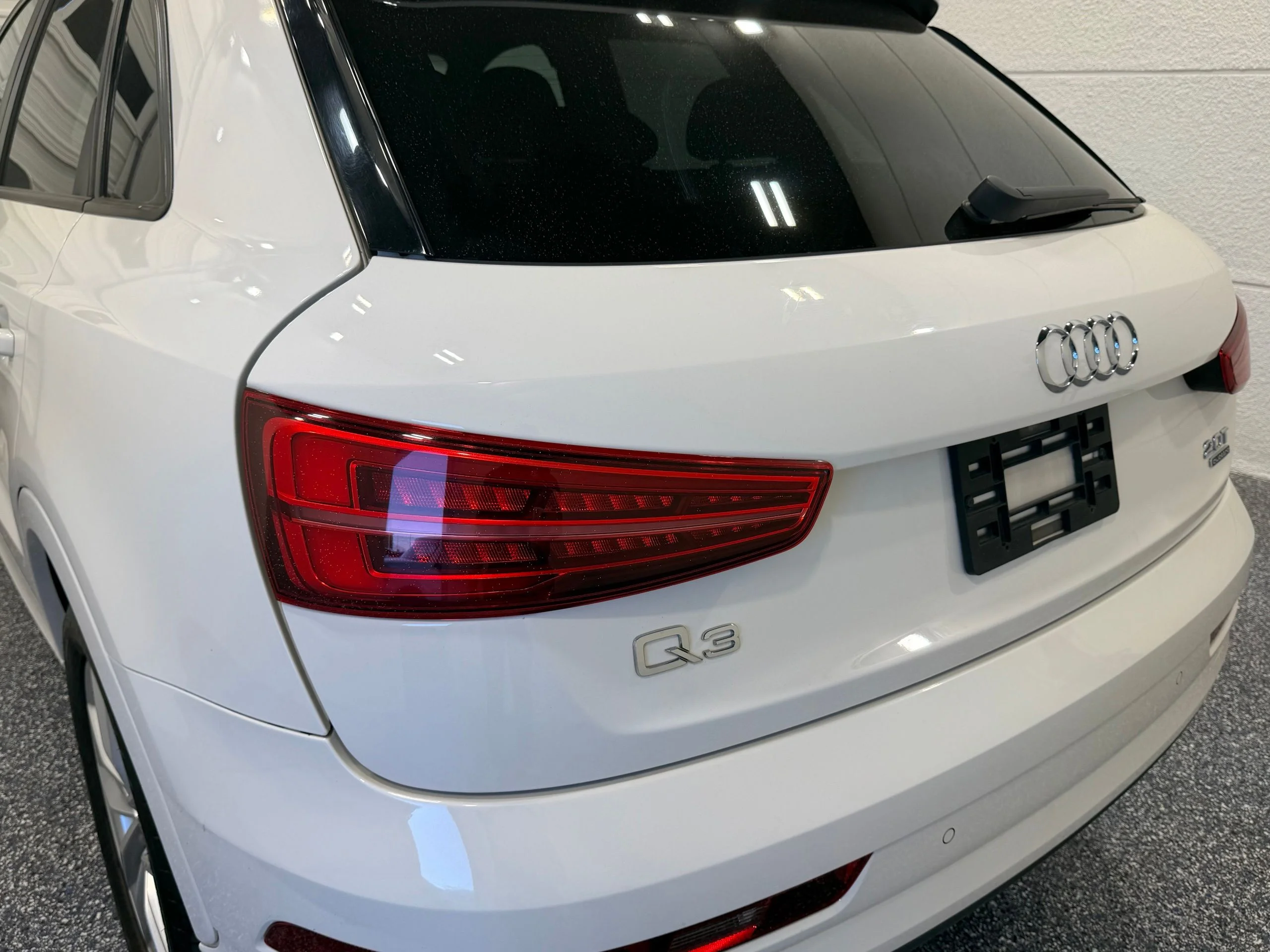 Used 2018 White Audi 2.0T Premium image 16