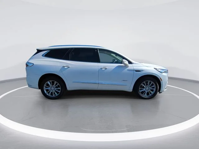 Used 2023 White Buick Avenir image 9